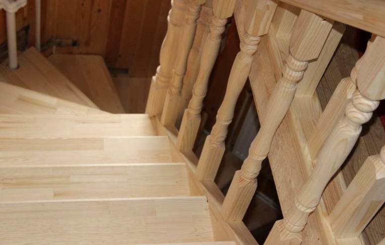 элементы деревянных лестниц